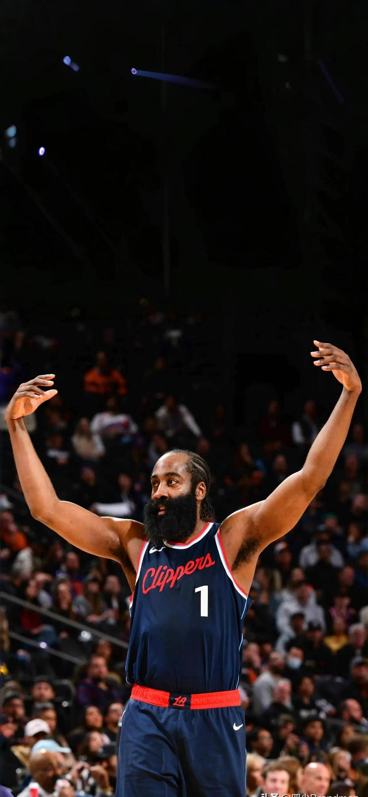 九游体育-关于哈登与40激战TL分钟，比赛规则变更胜负难料！，Rookie焦点对战赢得满堂喝彩的信息